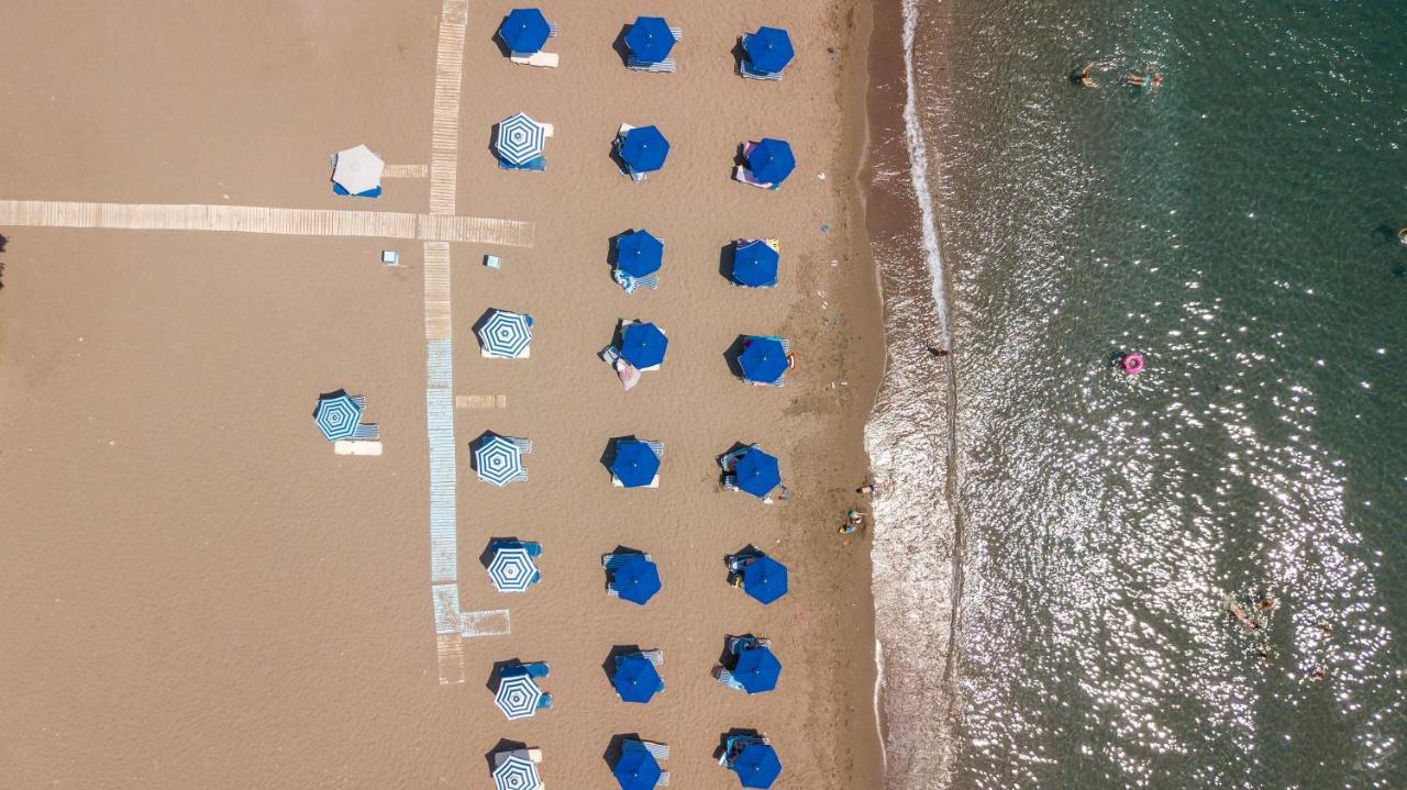 Marini Seaside Aparthotel Фалираки Екстериор снимка