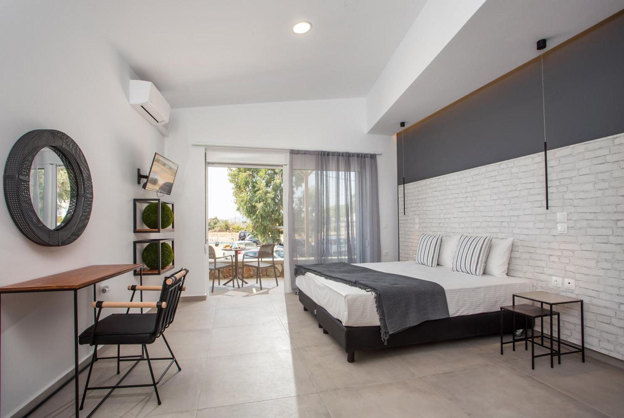 Marini Seaside Aparthotel Фалираки Екстериор снимка